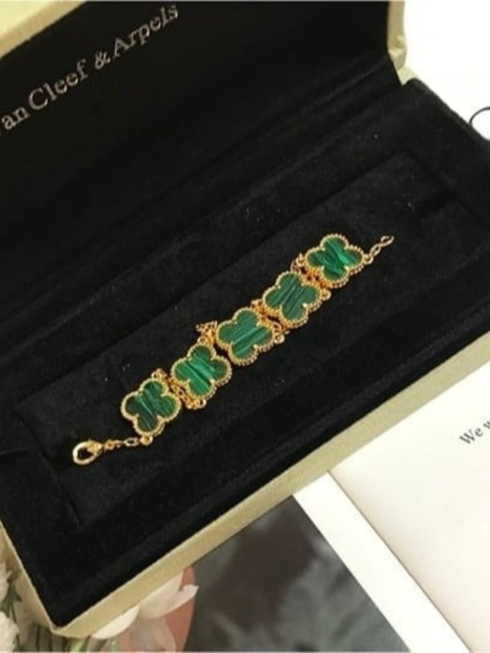 Van Cleef & Arpels Vintage Alhambra bracelet, 18K yellow gold and Malachite